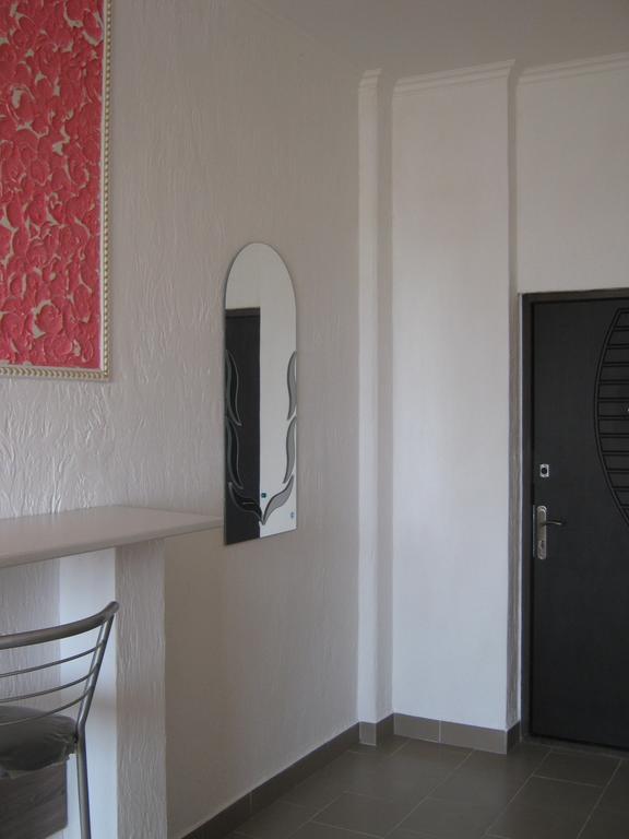 אודסה Apartments On Panteleimonovskaya מראה חיצוני תמונה